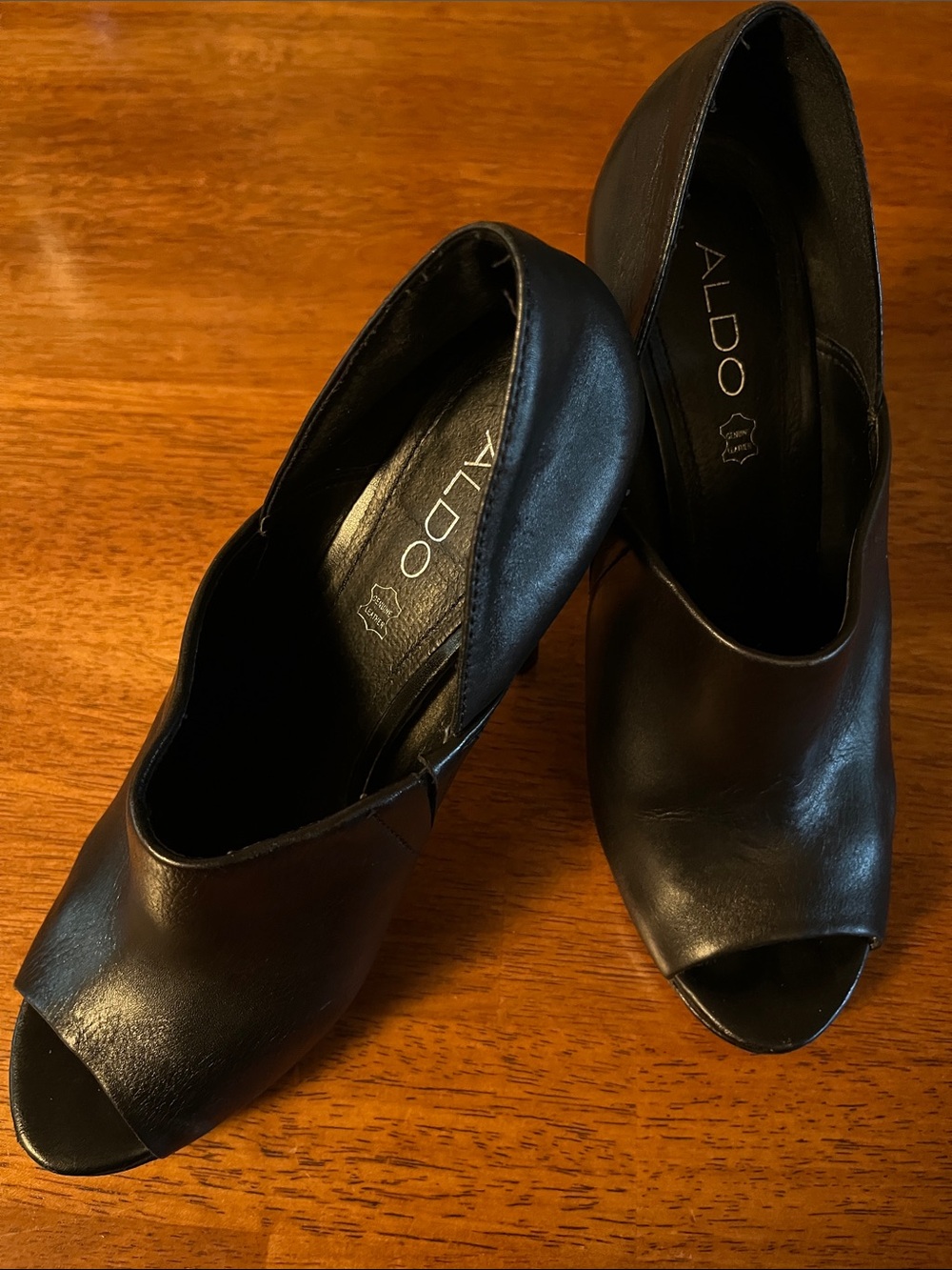 Vintage Aldo Black Leather Peep-Toe Heels